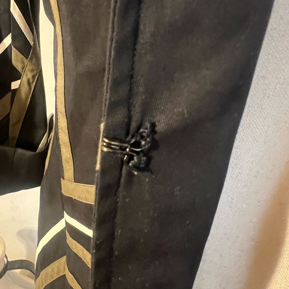 Black Button-Down Top with Olive and White Geometric Stripes - Picture 4 of 9